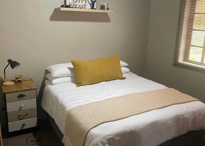 Botterblom Hide-Away